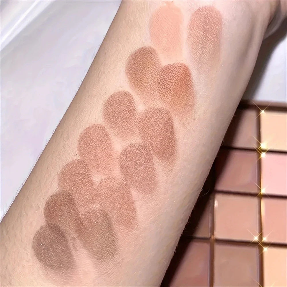 Versatile Color Eyeshadow Palette
